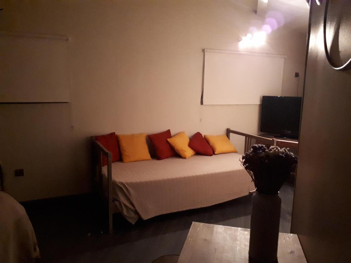 Bed and Breakfast Chez Patricia & Denis Flassans-sur-Issole Exterior foto